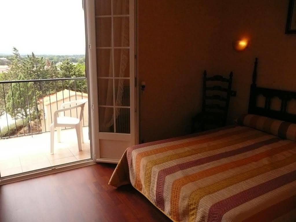 Hotel Le Belvedere Сен-Киприен Екстериор снимка